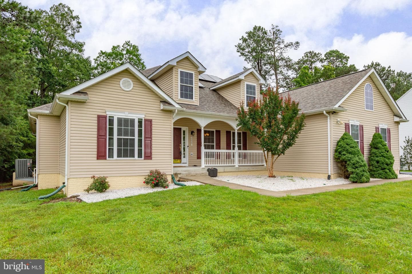 4049 Chatham Drive photo 2