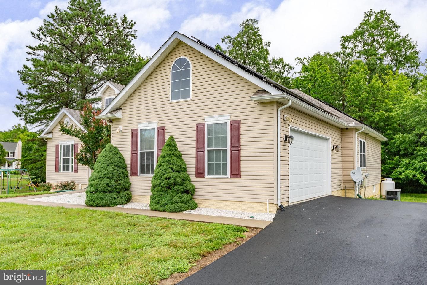 4049 Chatham Drive photo 3