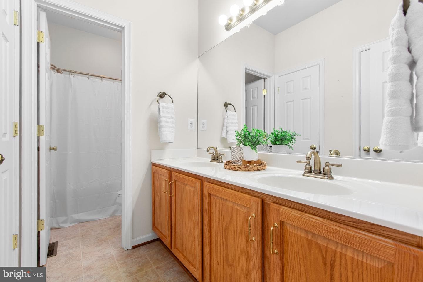 4049 Chatham Drive photo 35