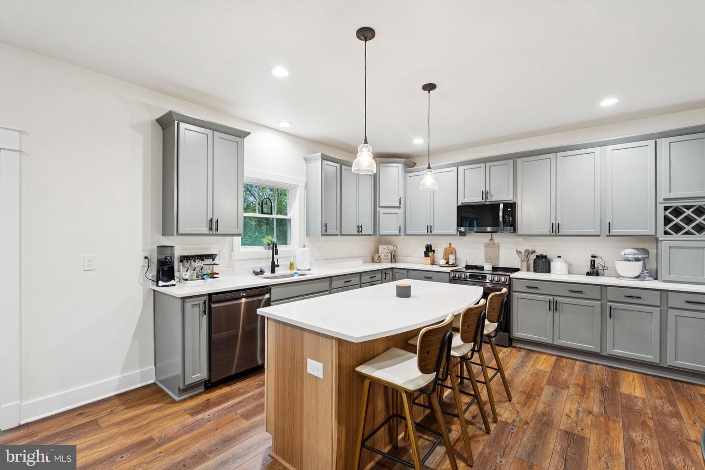 10042 Natural Grass Way photo 7