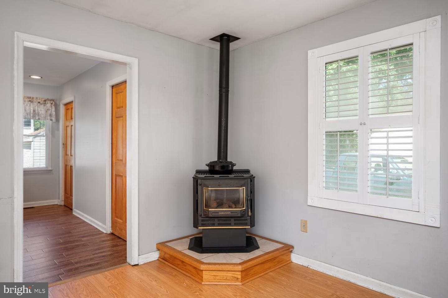 4374 Albemarle Court photo 16