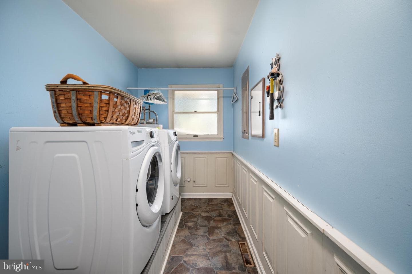 4374 Albemarle Court photo 25