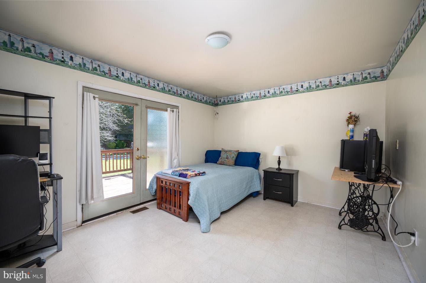 4374 Albemarle Court photo 37