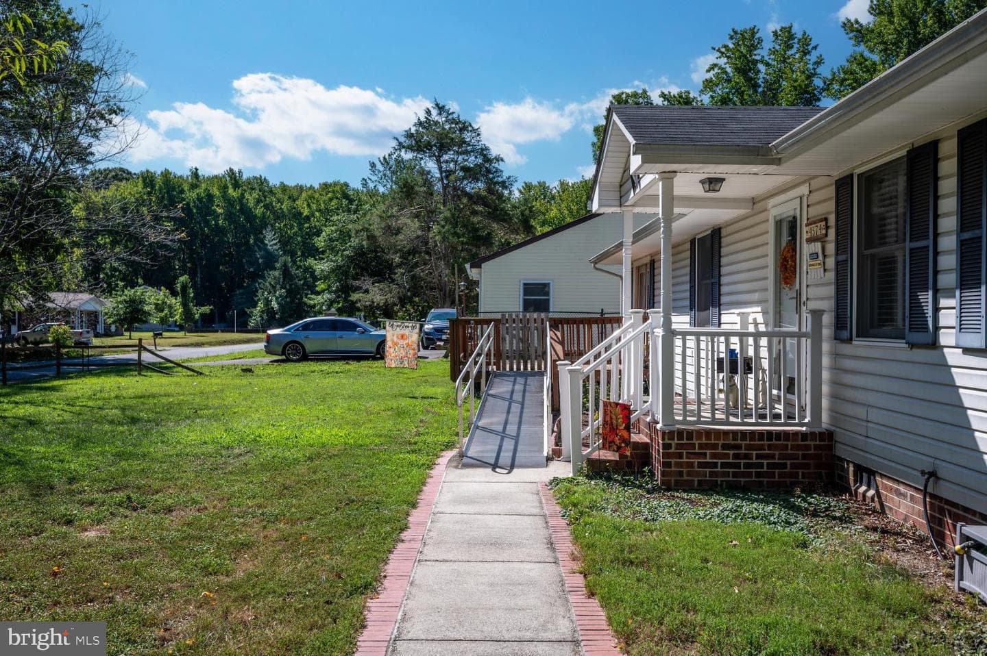 4374 Albemarle Court photo 5