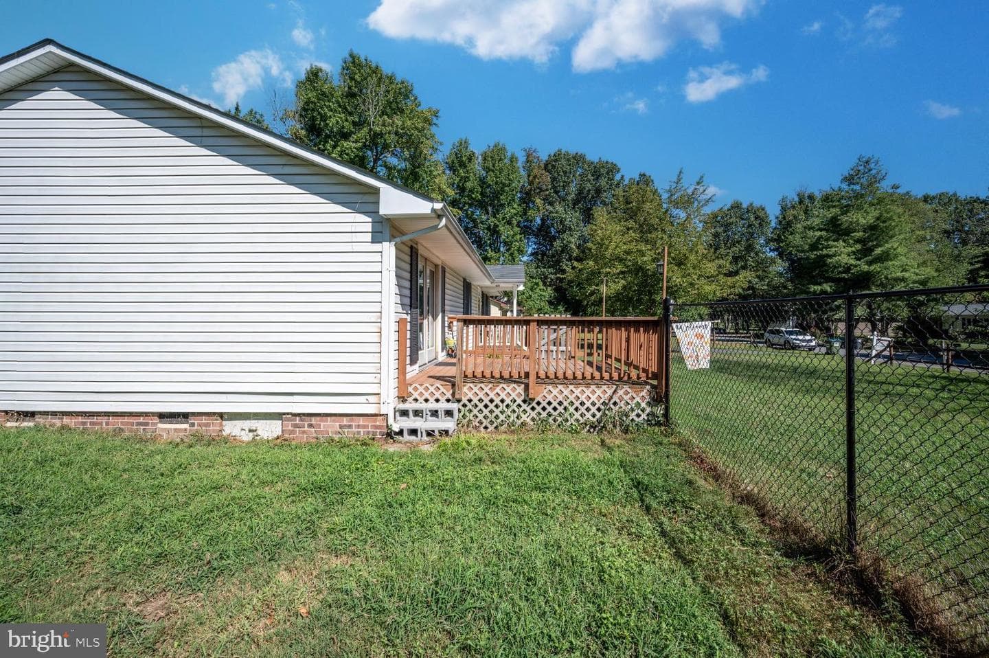 4374 Albemarle Court photo 8