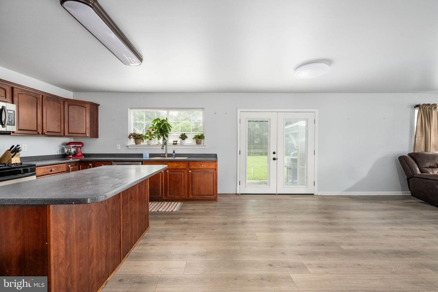 8477 Newton Lane photo 13