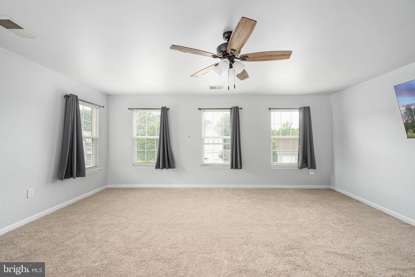 8477 Newton Lane photo 37