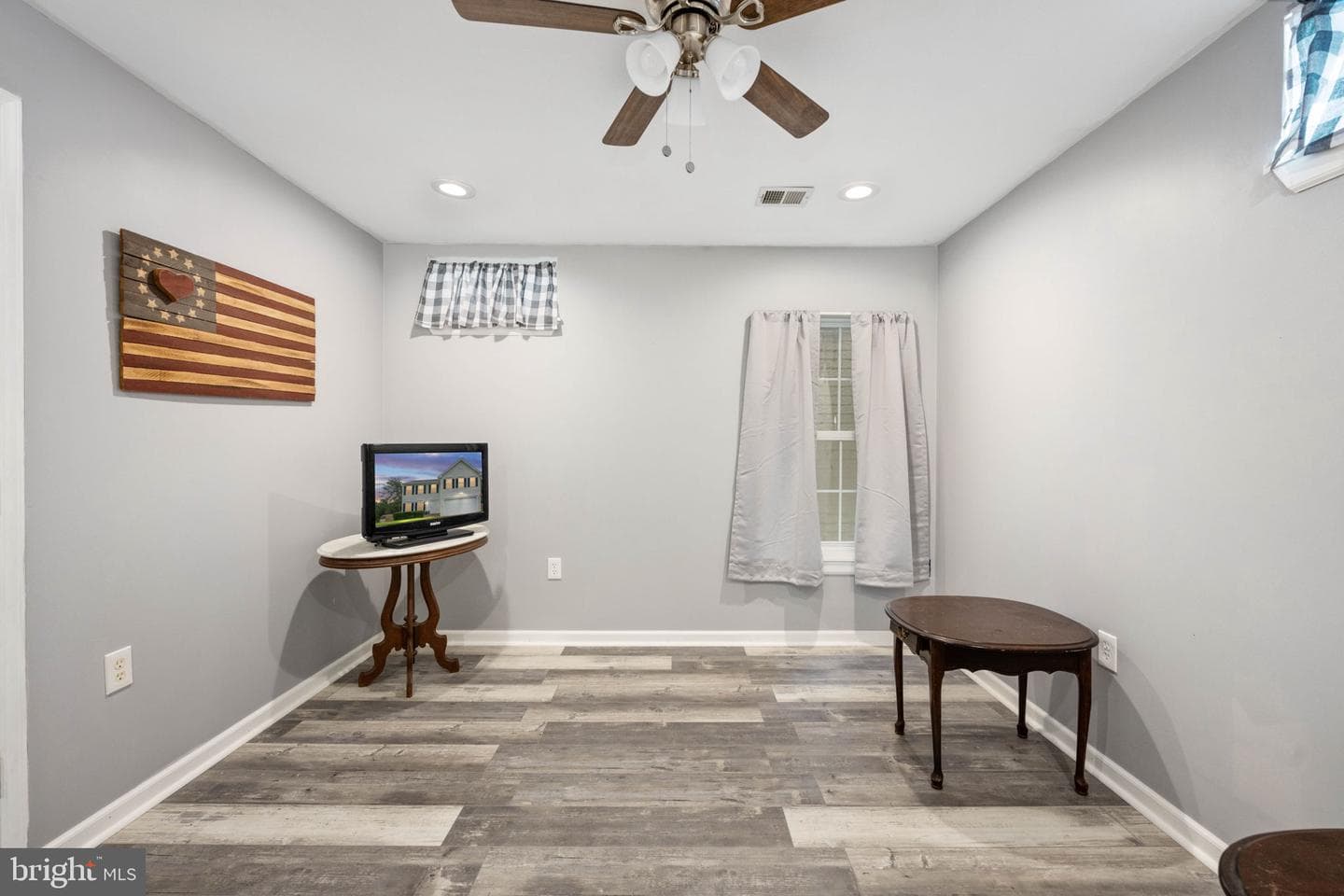 8477 Newton Lane photo 47