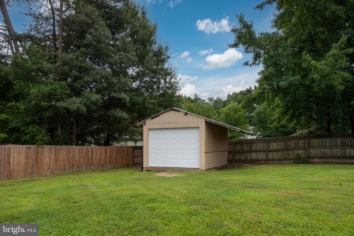 8477 Newton Lane photo 50