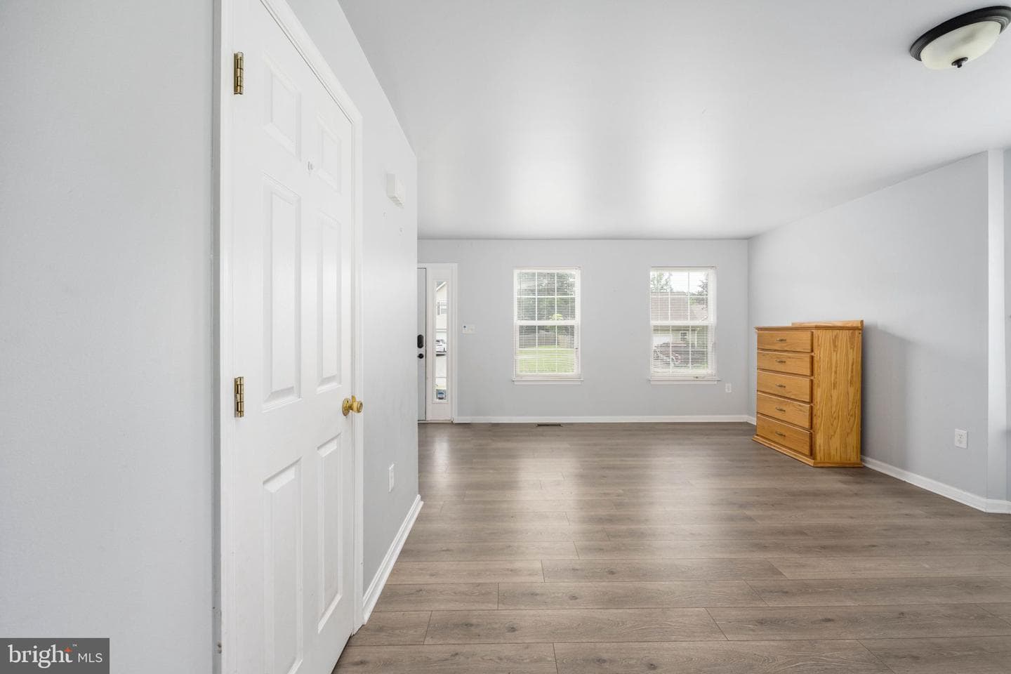 8477 Newton Lane photo 8