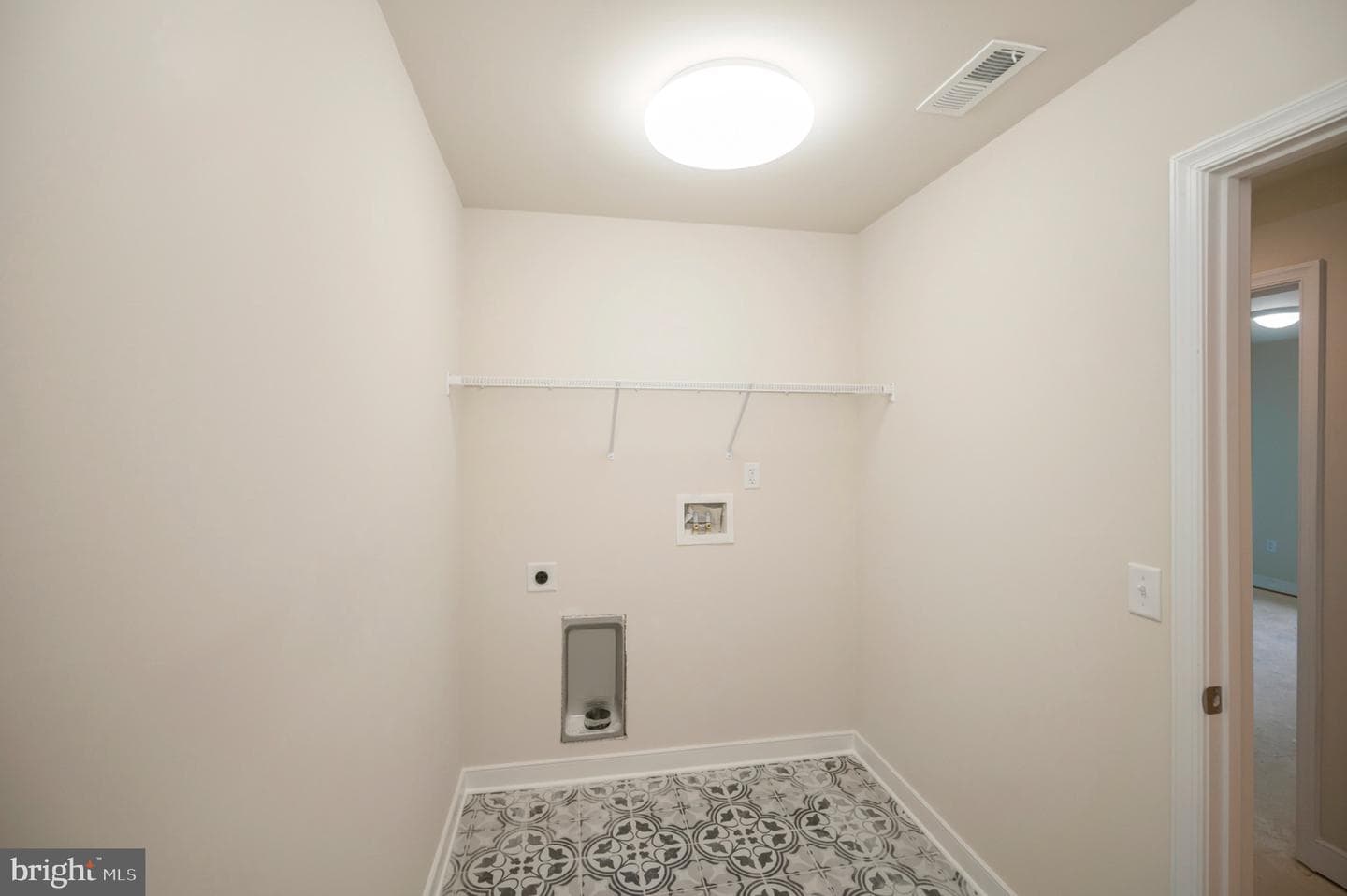 6077 Hamlin Circle photo 37