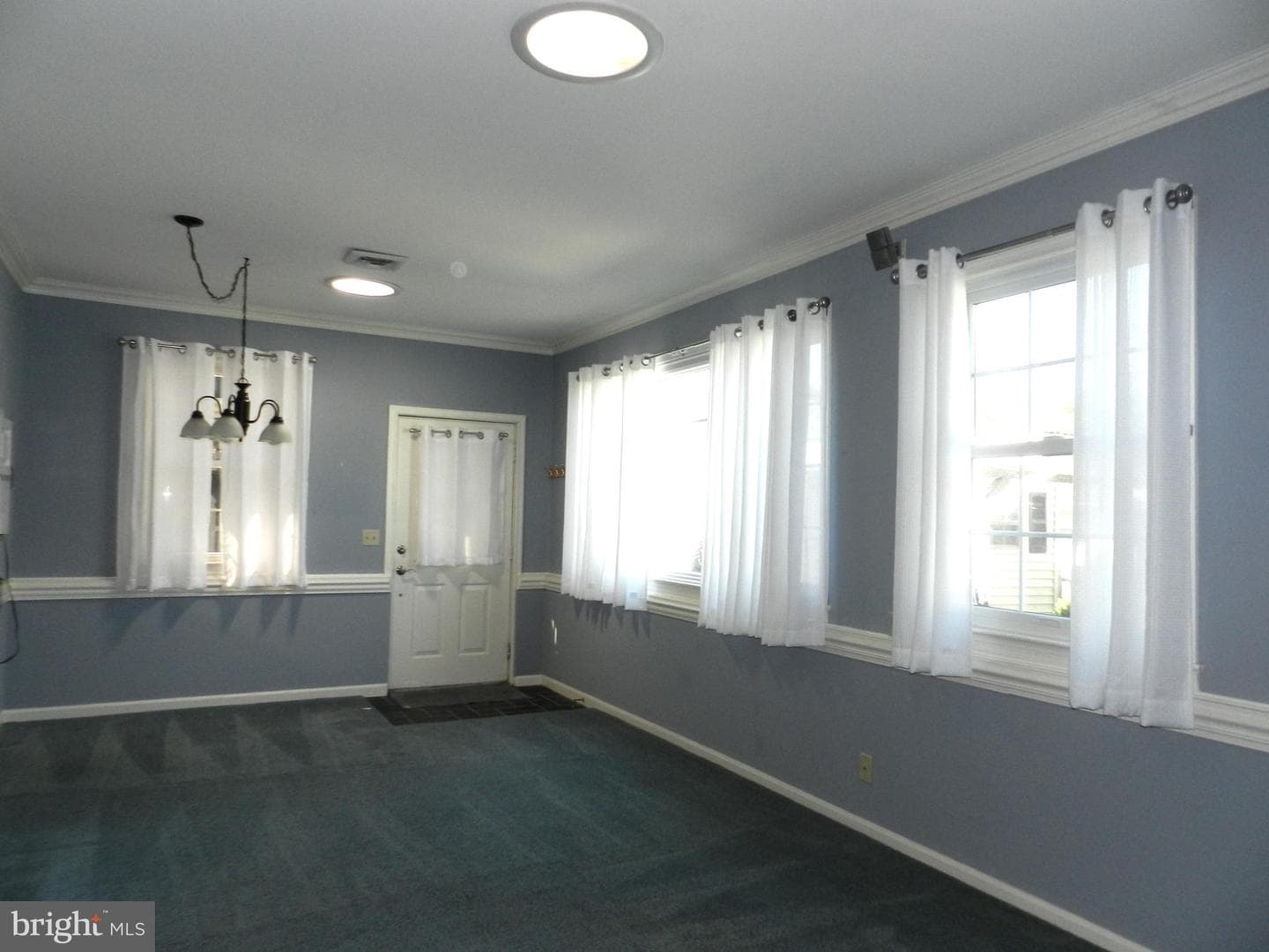 6134 8th Street photo 16