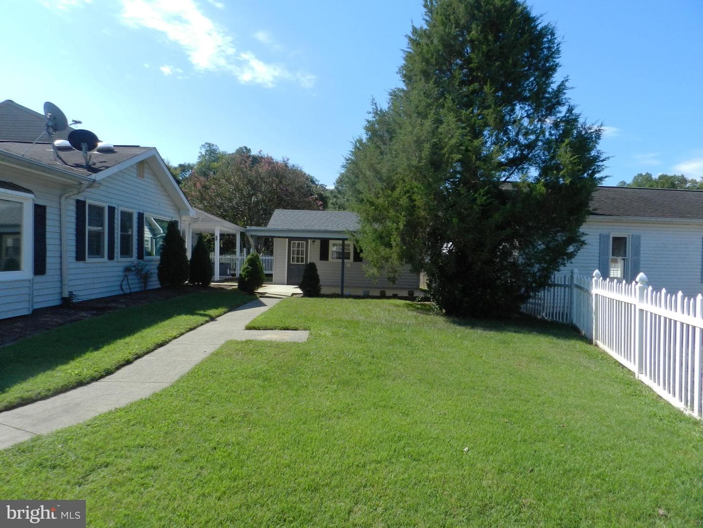 6134 8th Street photo 42
