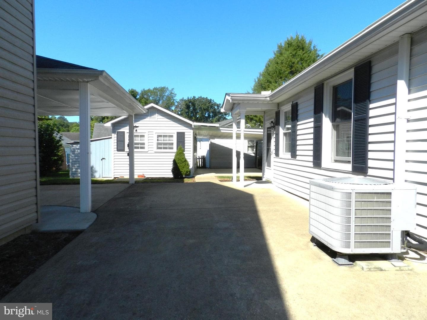6134 8th Street photo 49