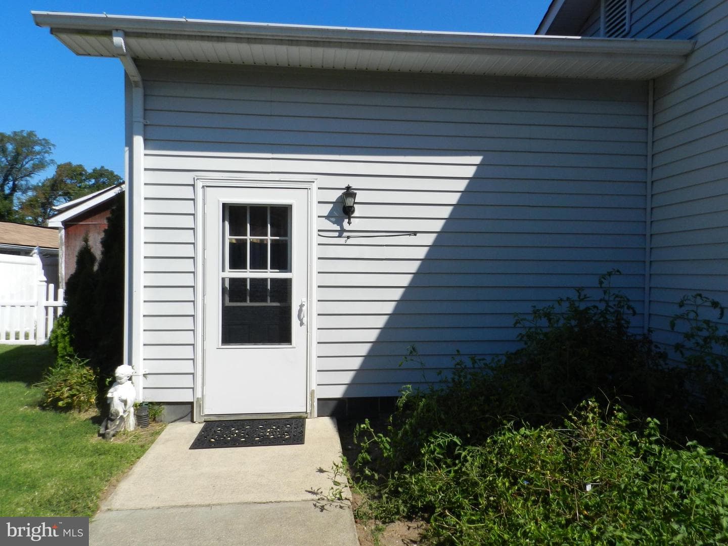 6134 8th Street photo 56