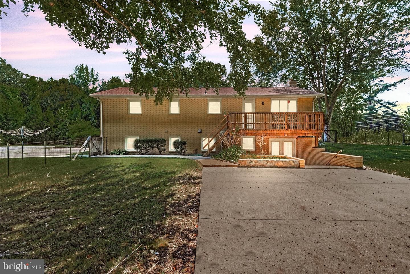 4173 Bromme Circle photo 5