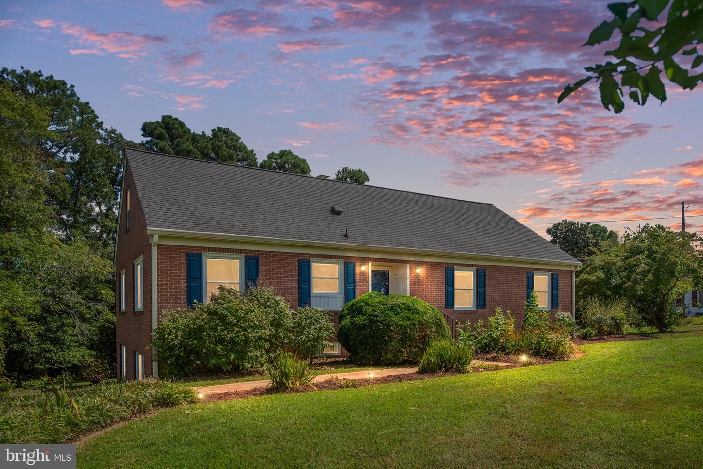 1225 Woodstock Road photo 1