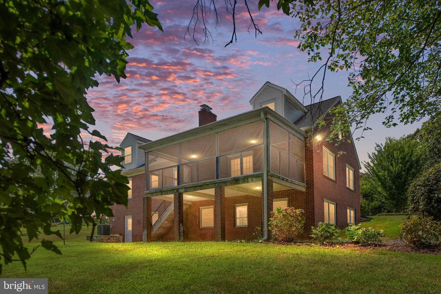 1225 Woodstock Road photo 2