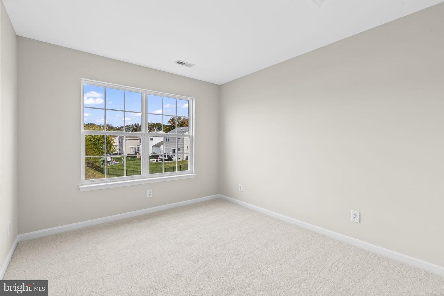 6187 McCarthy Drive photo 37