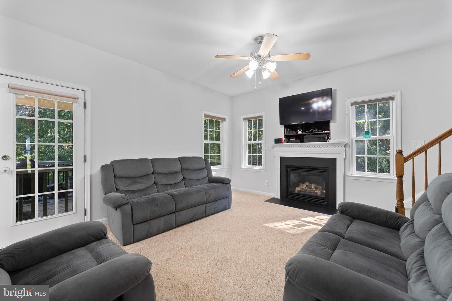 9501 Barbaras Way photo 17