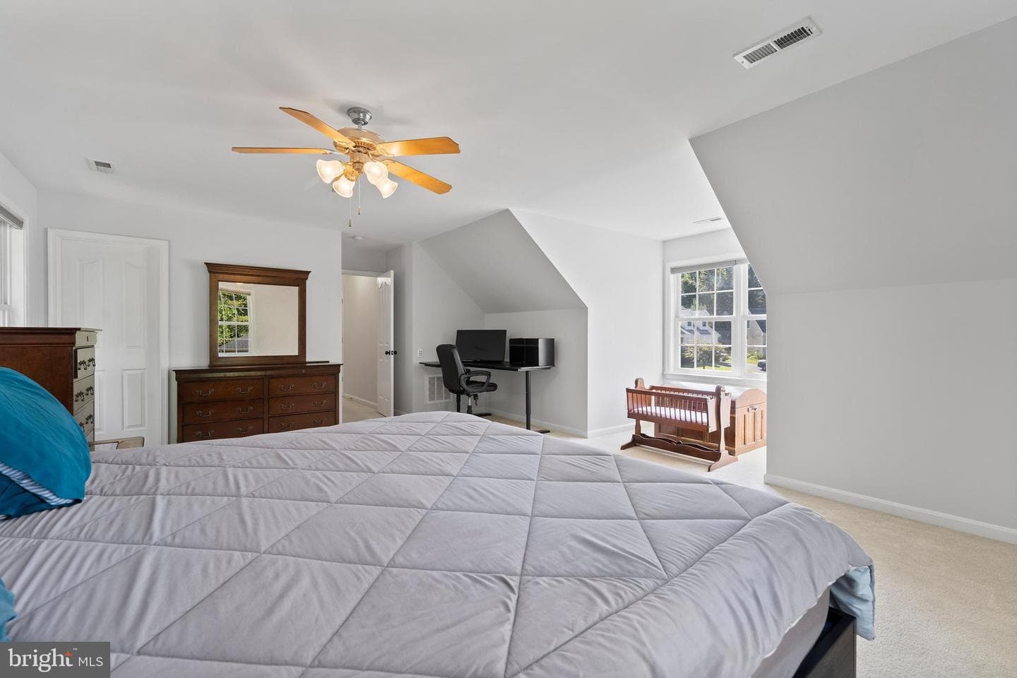 9501 Barbaras Way photo 22