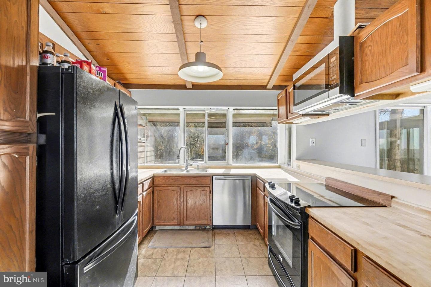 16031 Arthur Road photo 12