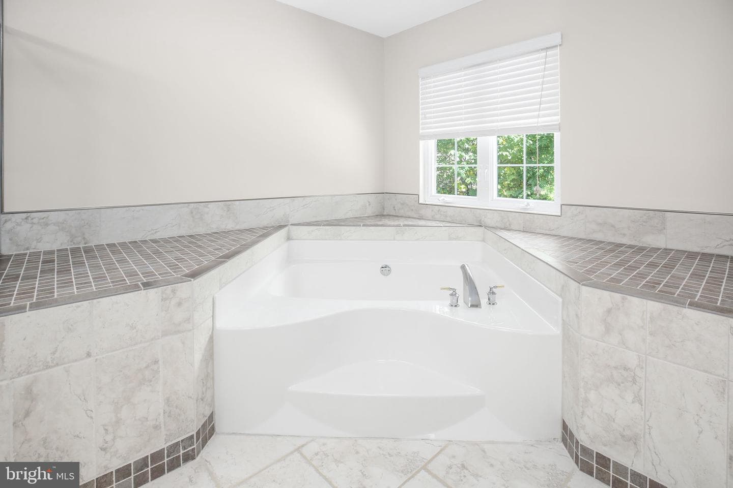 11366 Caledon Road photo 30