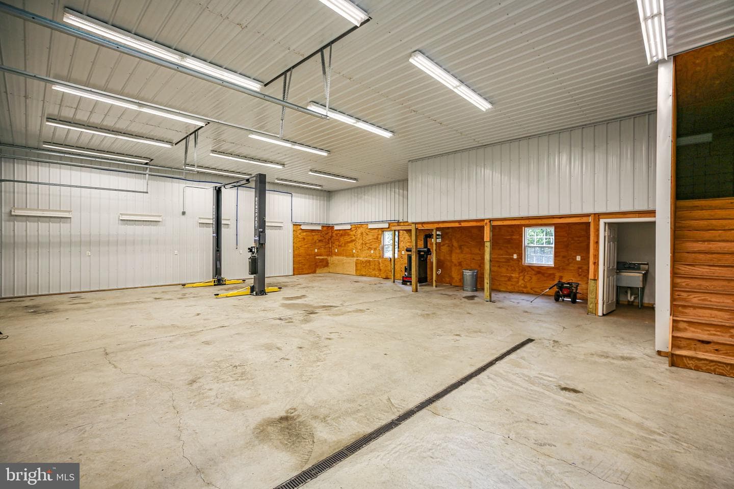 11366 Caledon Road photo 50