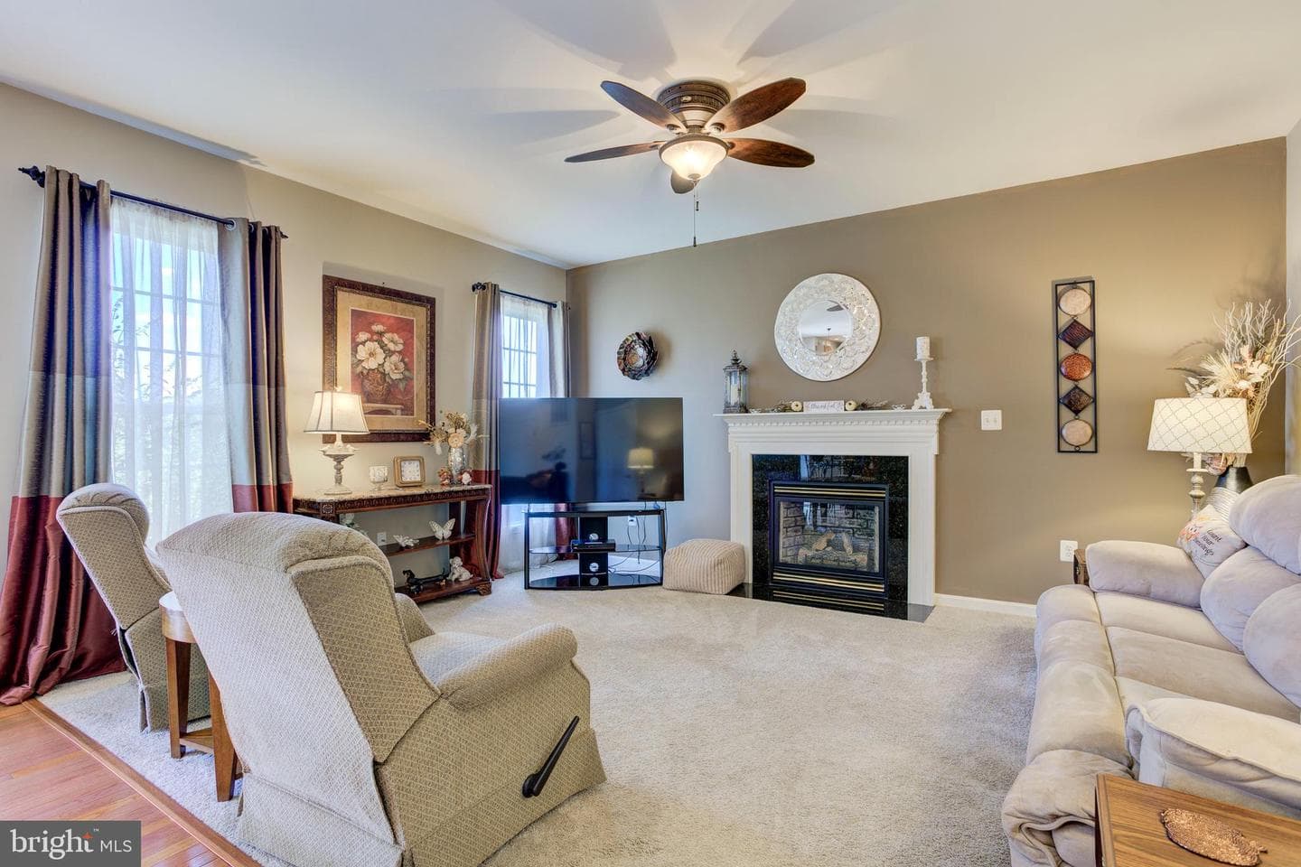 11761 Bakers Lane photo 3