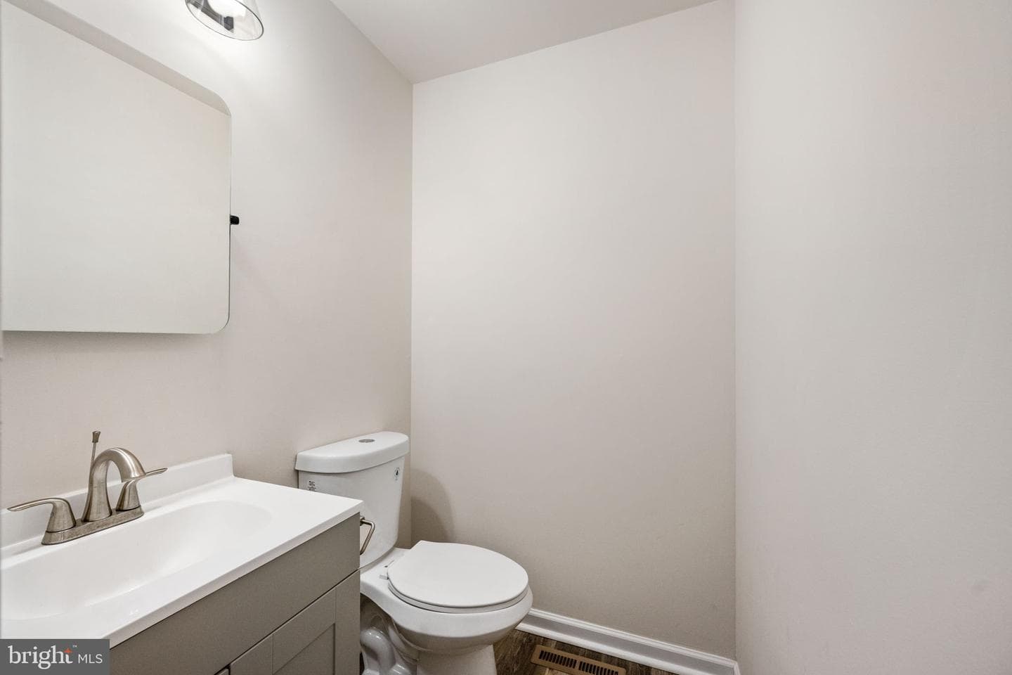 15460 Fleming Street photo 22