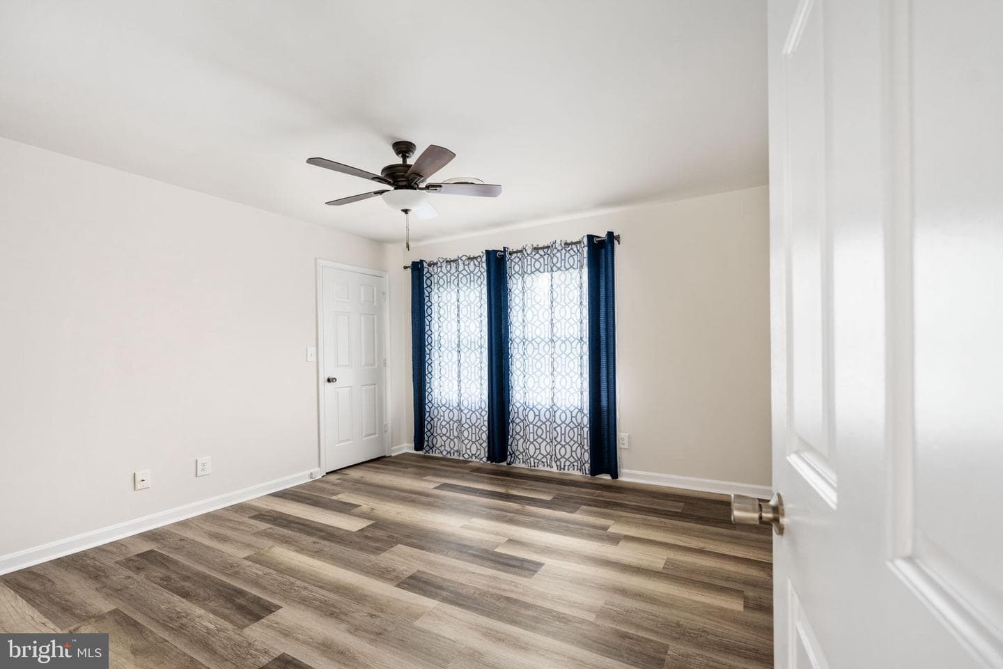 15460 Fleming Street photo 26