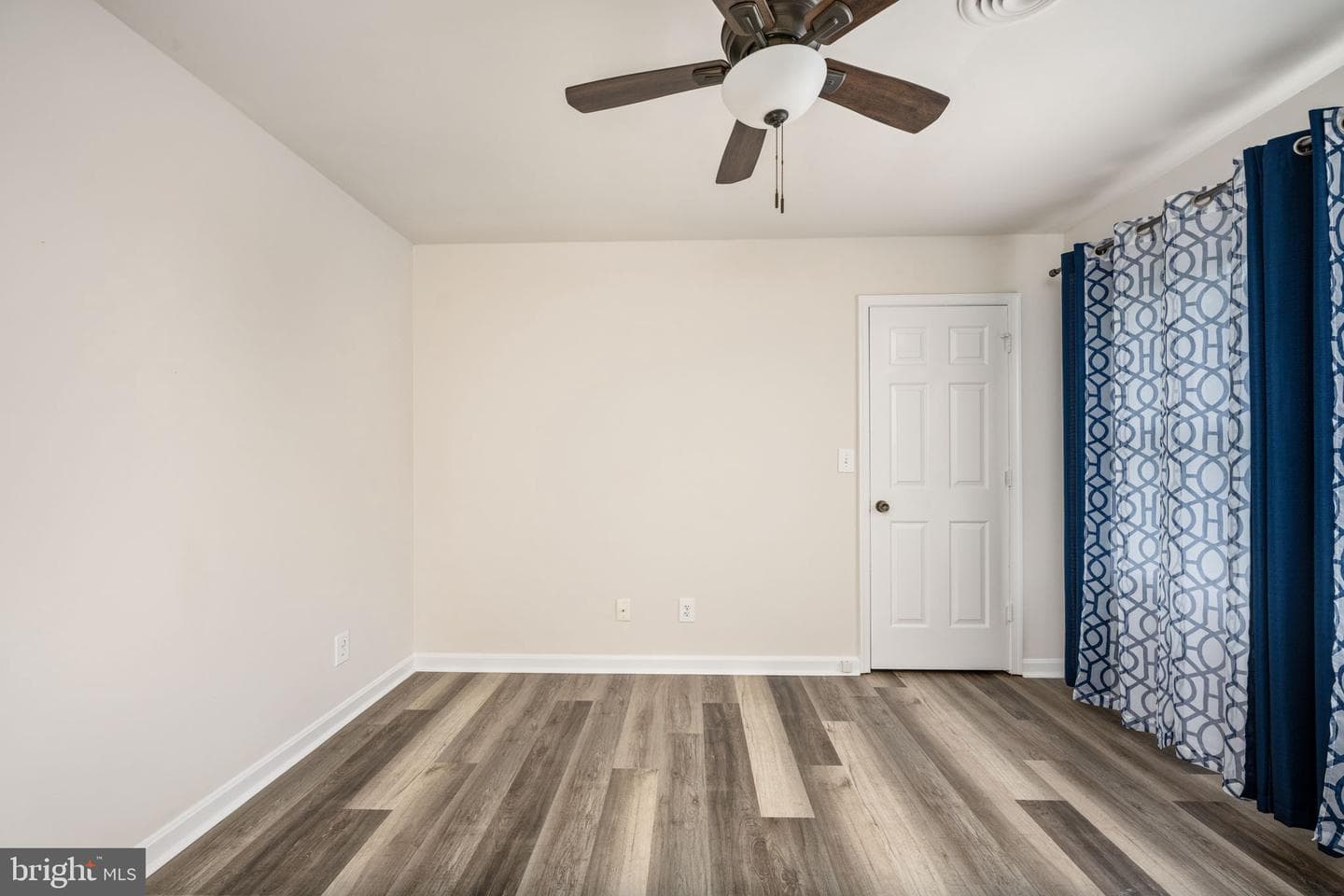 15460 Fleming Street photo 27