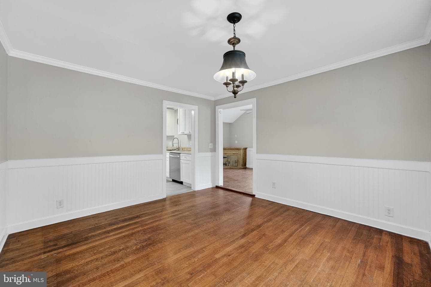 10048 Dahlgren Road photo 12