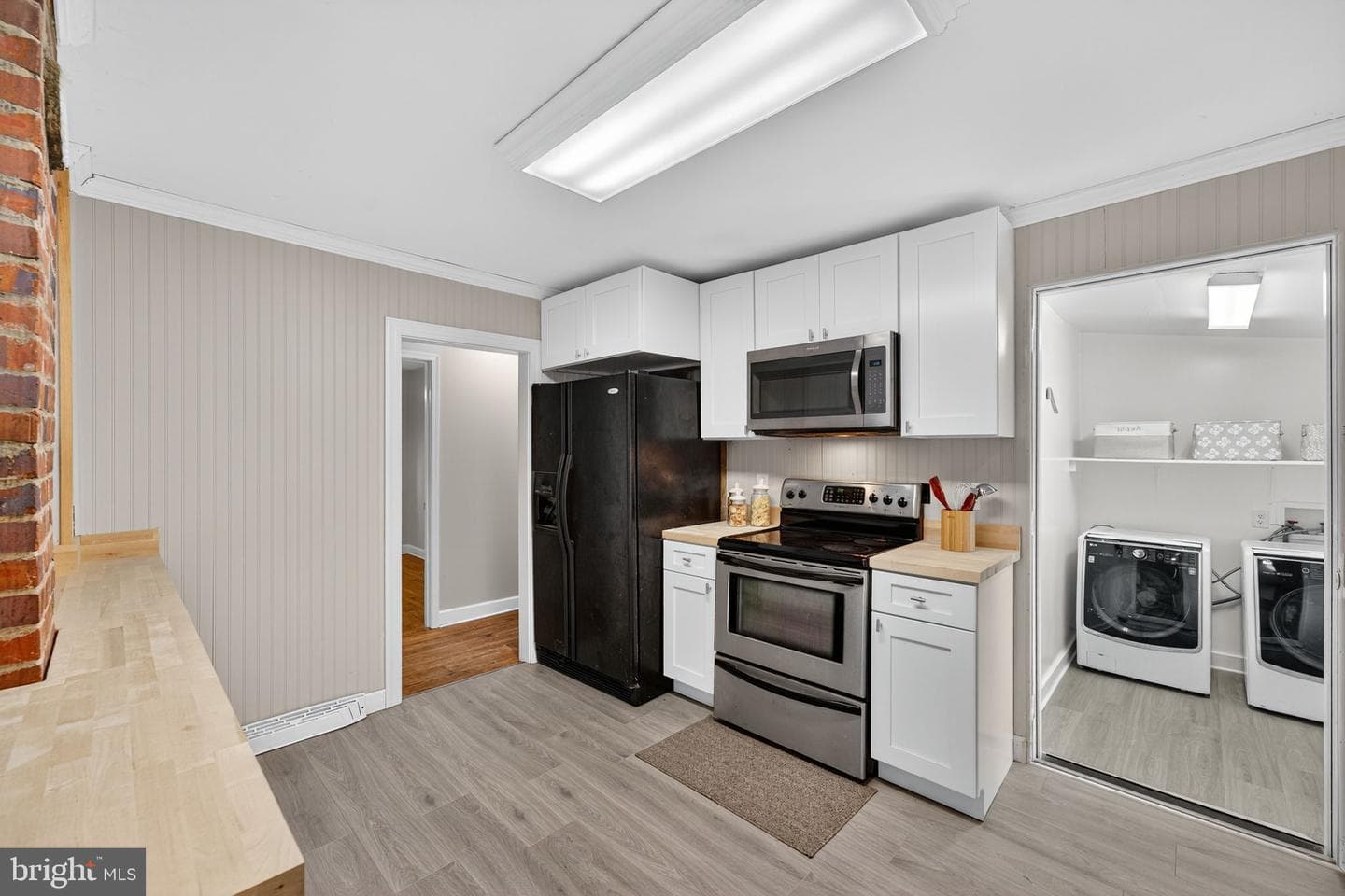 10048 Dahlgren Road photo 23