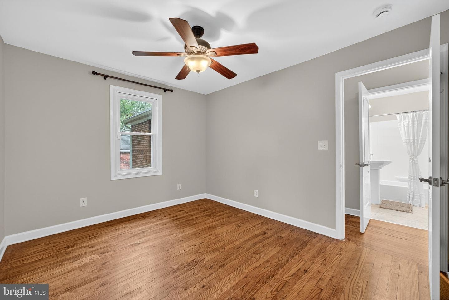10048 Dahlgren Road photo 35