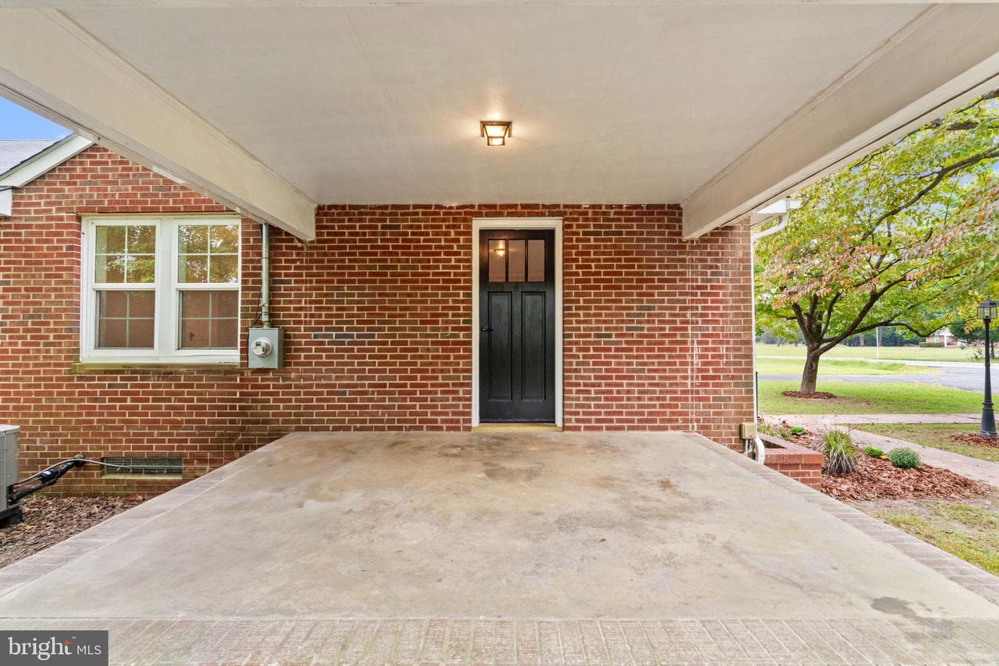 10048 Dahlgren Road photo 39