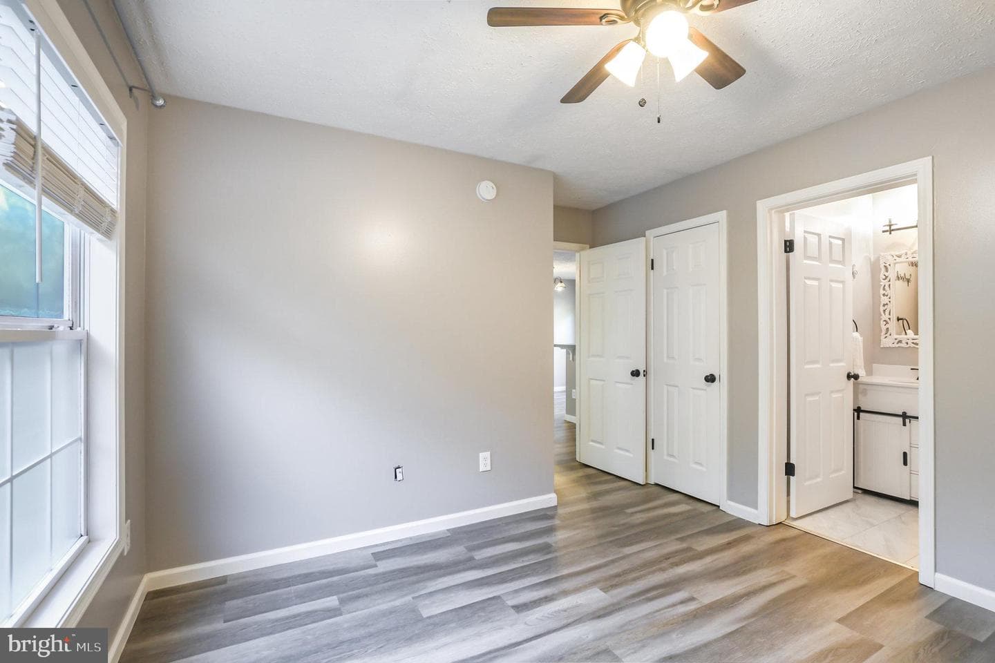 9760 Mohawk Drive photo 12