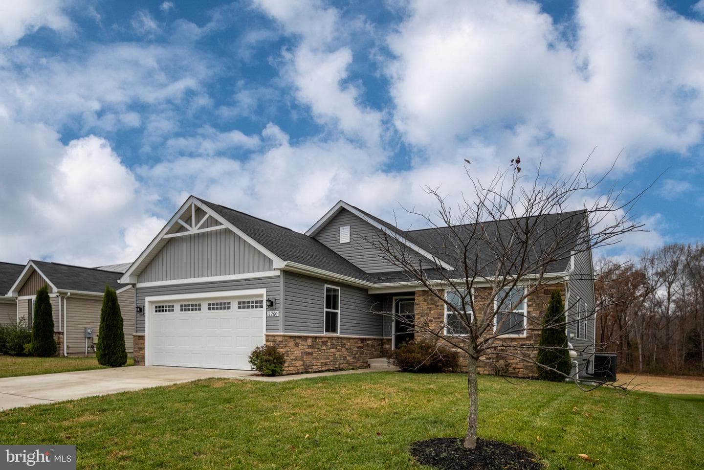 11260 Emerald Drive photo 1