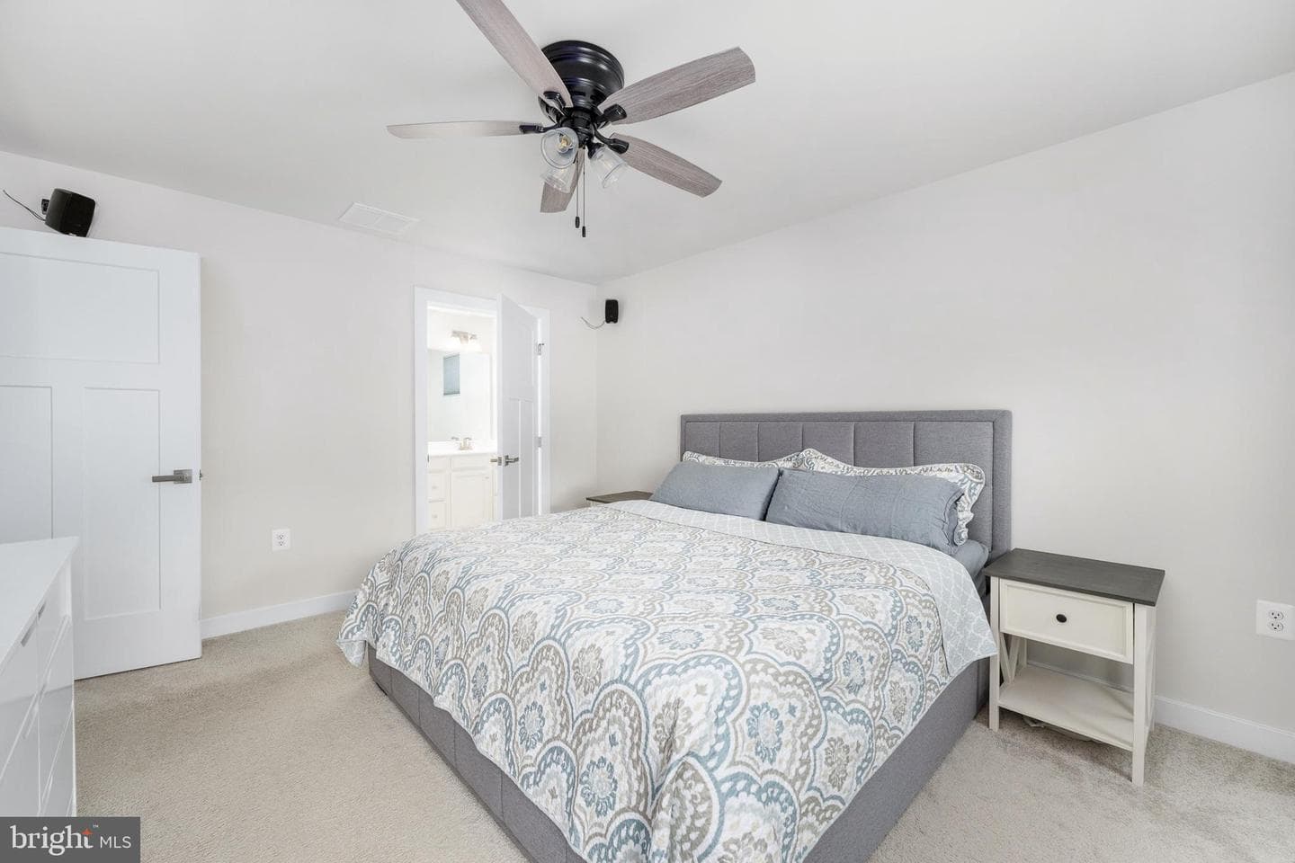 11260 Emerald Drive photo 23