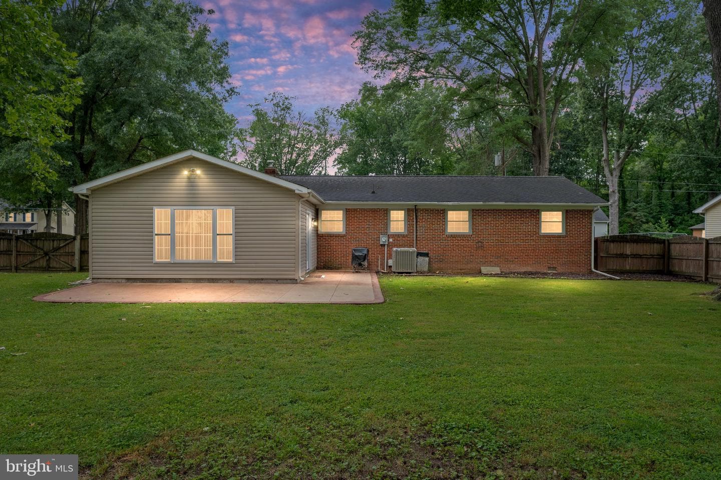 5379 Payne Drive photo 2