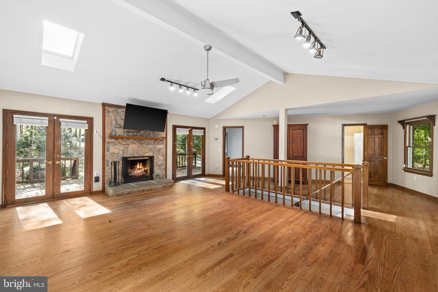 6025 Winston Place photo 18