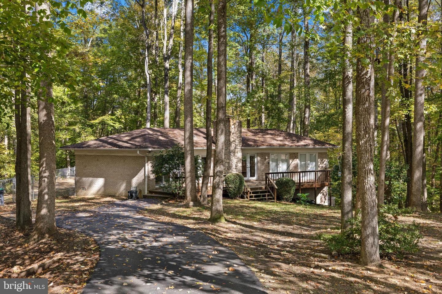 6025 Winston Place photo 2