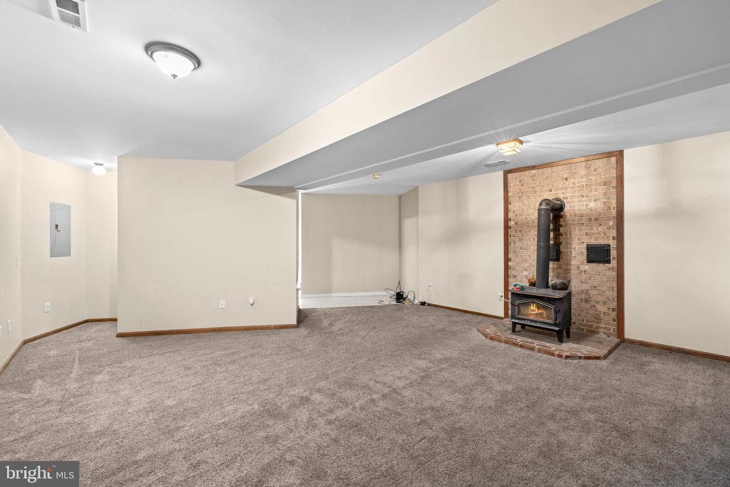 6025 Winston Place photo 31