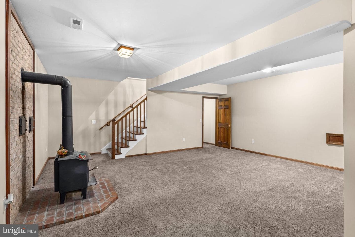 6025 Winston Place photo 32