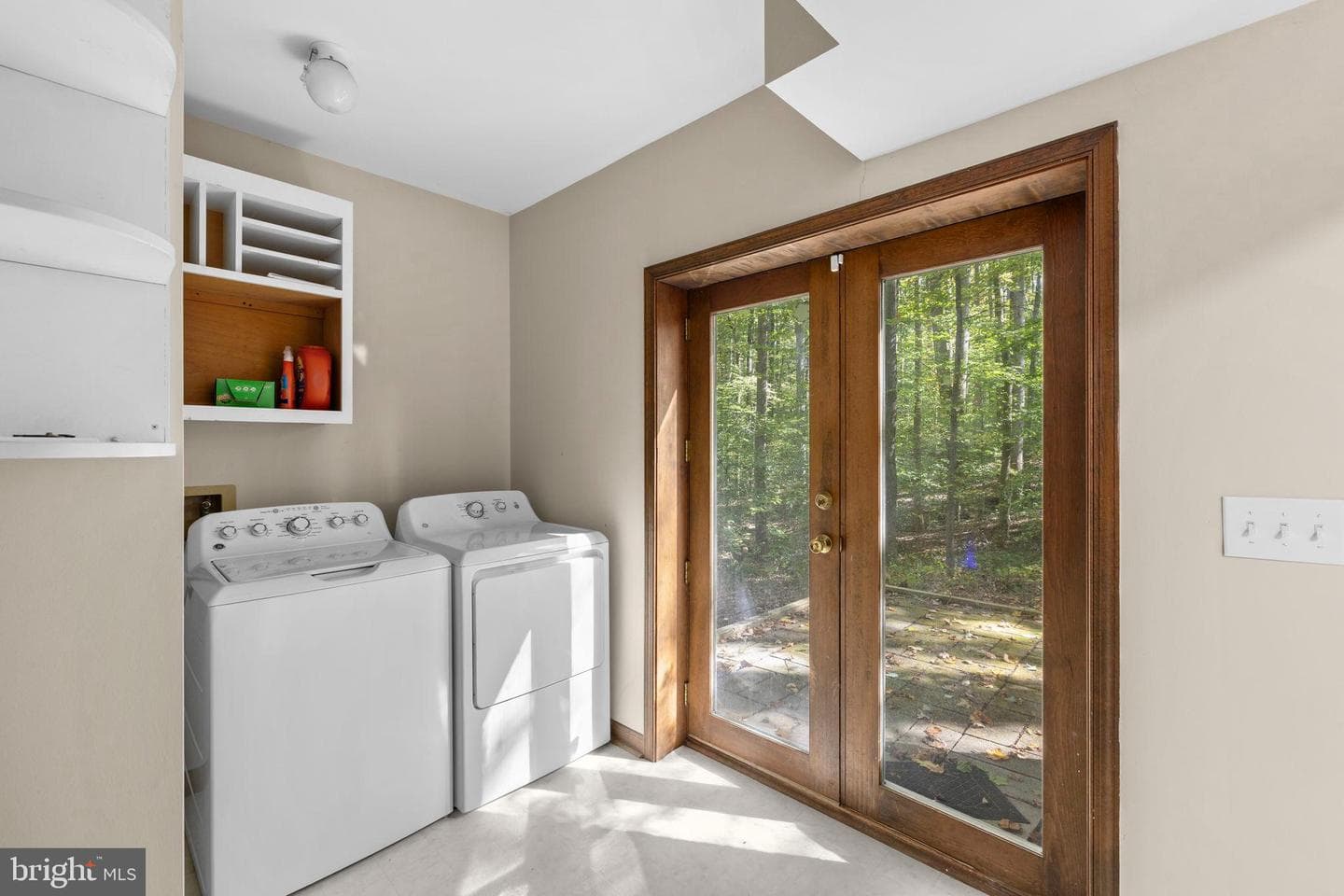 6025 Winston Place photo 34