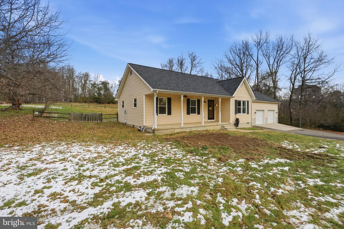 8278 Passapatanzy Drive photo 26