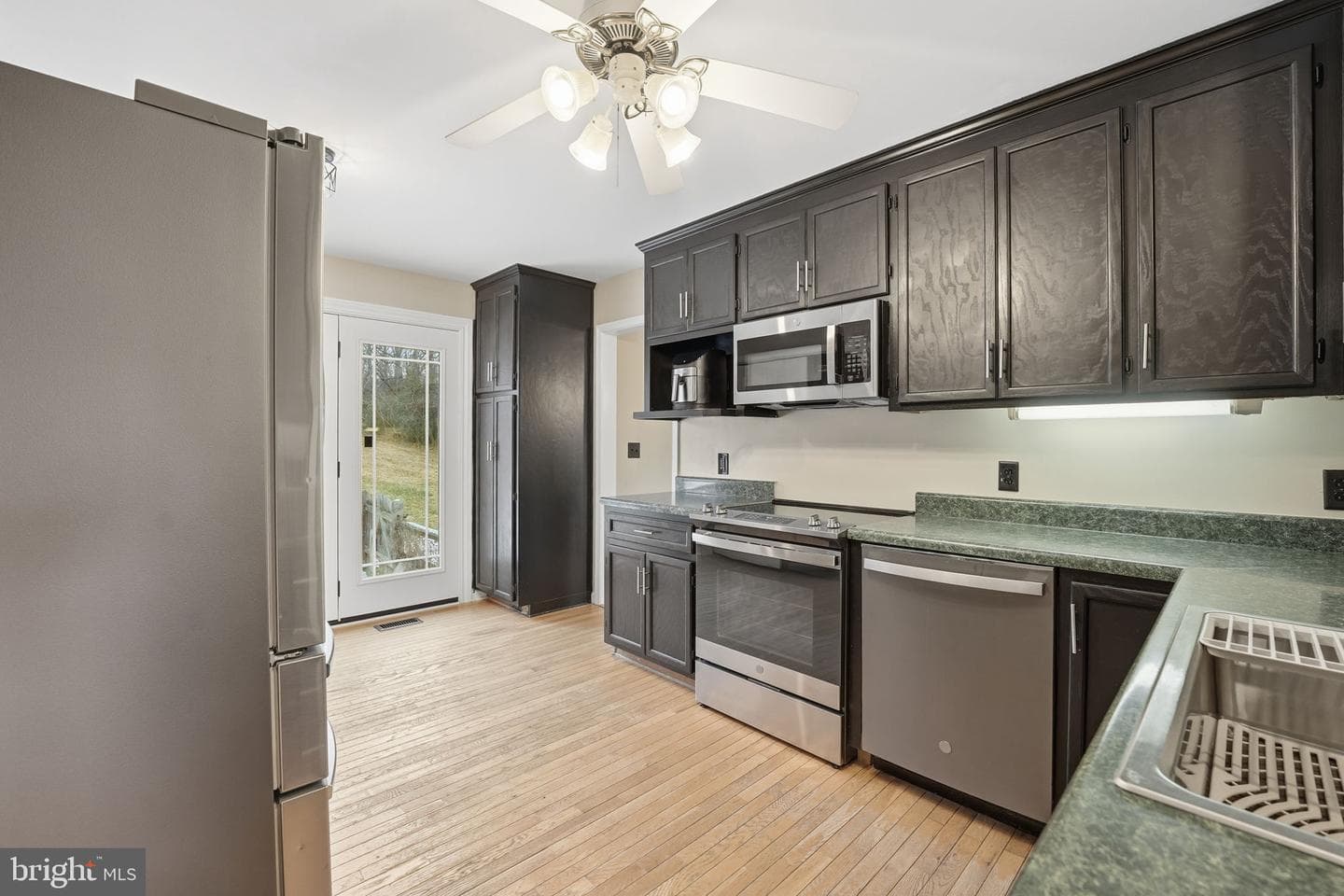 8278 Passapatanzy Drive photo 8