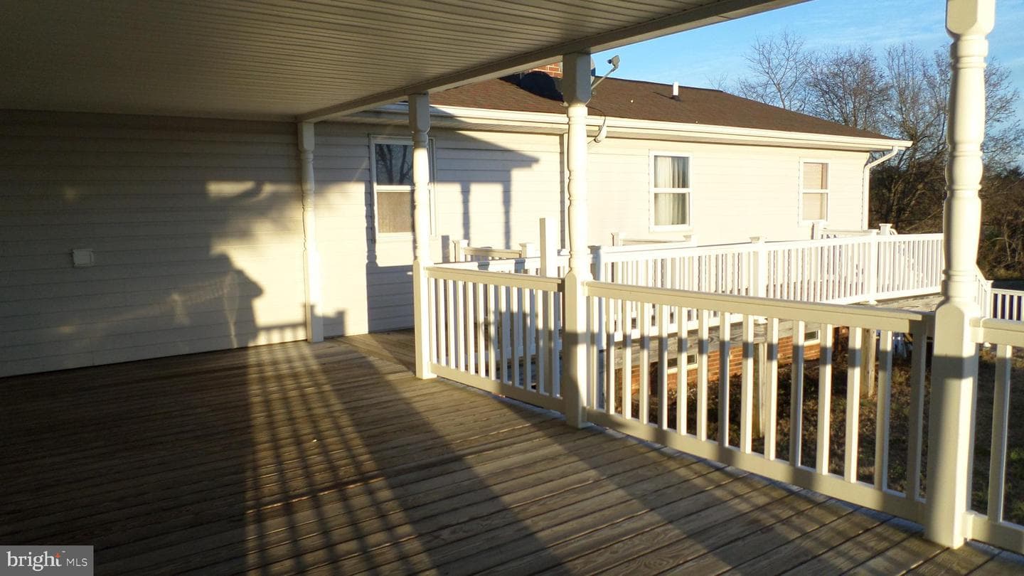 15558 Kings Highway photo 28