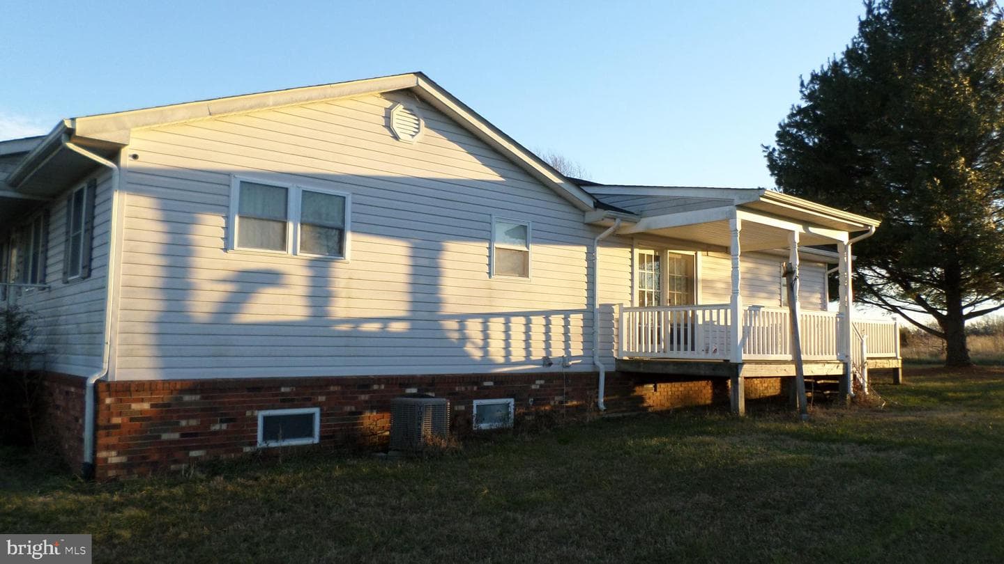 15558 Kings Highway photo 34