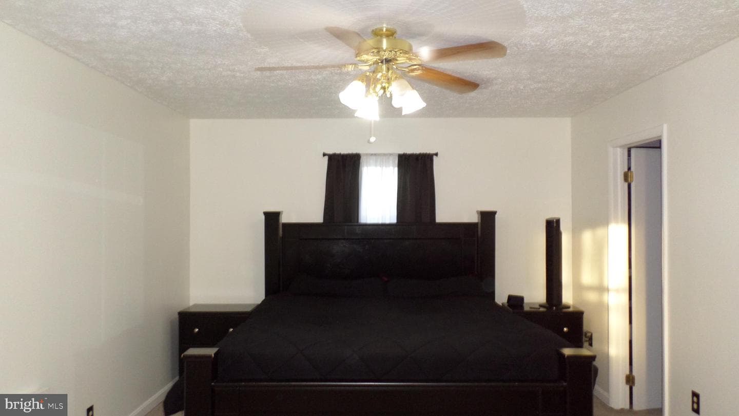 15558 Kings Highway photo 4